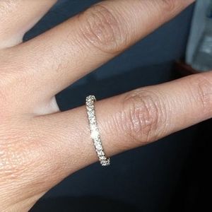 Imitation diamonds ring